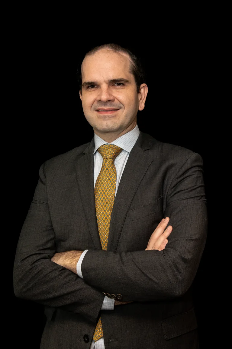 Armando Roberto Revoredo Vicentino